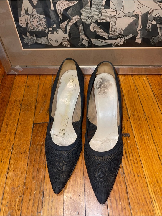 Other Shoes - Vintage Black Lace Pointed Toe Heels Size 7.5M